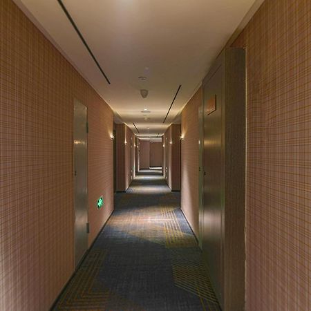 Kasion Pugis Hotel อี้วู ภายนอก รูปภาพ